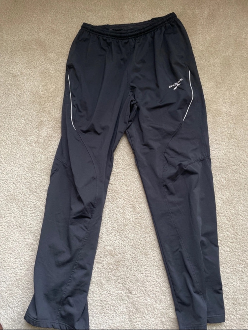 Brooks Black Men's Training Joggers with Reflective Trim